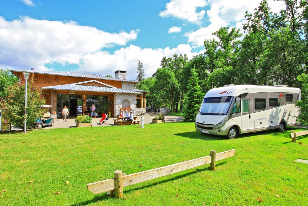 Albirondack Camping Lodge & Spa Екстер'єр фото