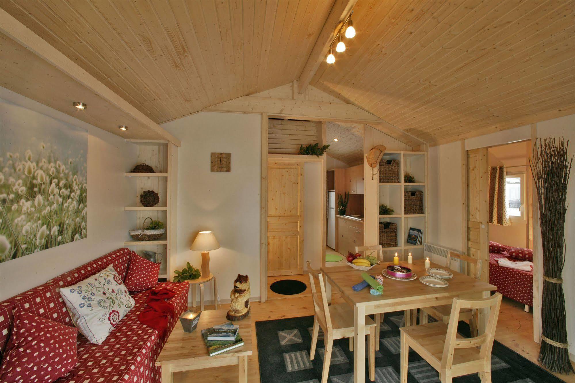 Albirondack Camping Lodge & Spa Екстер'єр фото