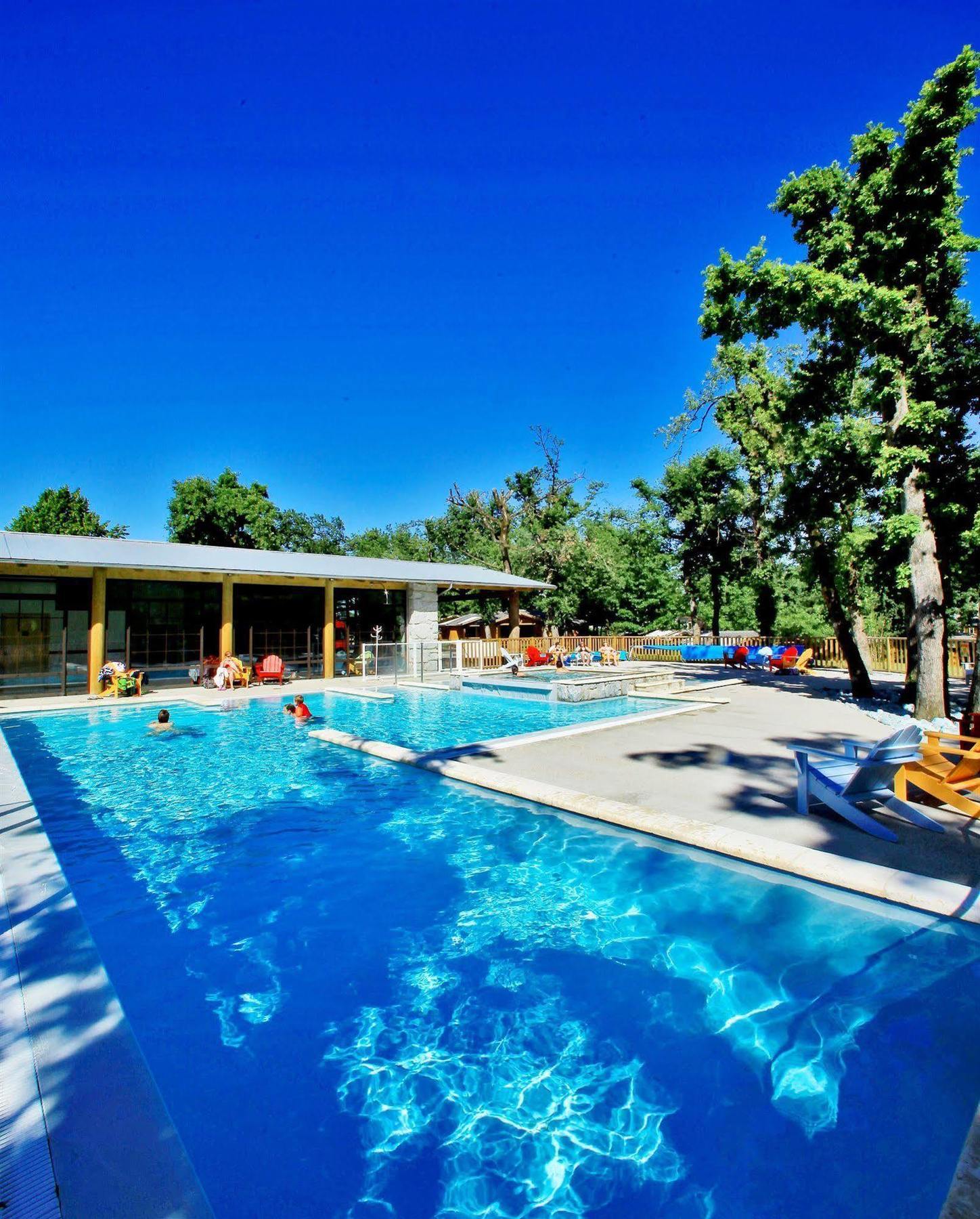 Albirondack Camping Lodge & Spa Екстер'єр фото